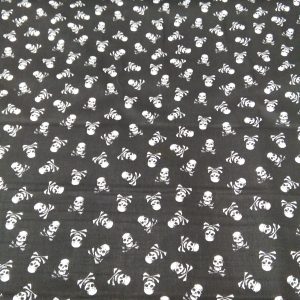 Koponya - kalóz mintás fekete fehér pamutvászon