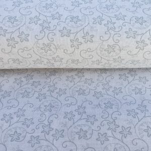 Fehér alapon szürke virág mintás pamutvászon