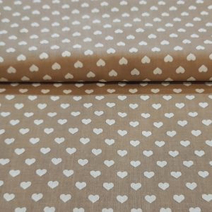 Bézs alapon szívecskés pamutvászon