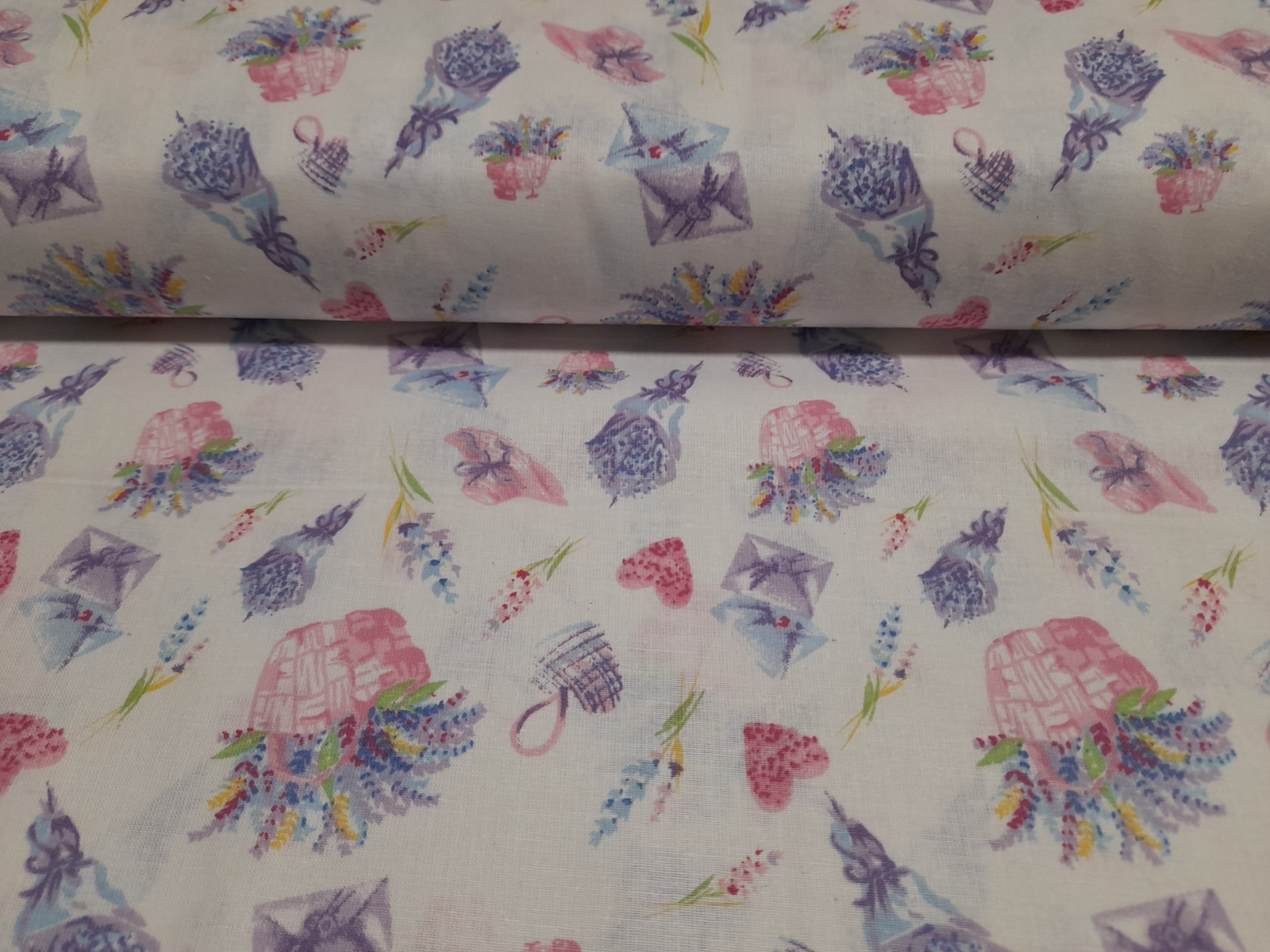 Fehér alapon levendulás Pamutvászon