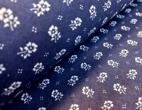 MV kékfestő kis virág